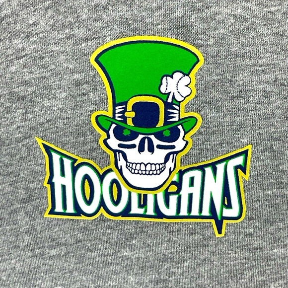 Hooligans Men’s/ Unisex Graphic Short Sleeve T-Shirt Size M - Picture 2 of 6